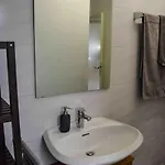 Schoene Dachgeschosswohnung Nahe Appartement Cologne