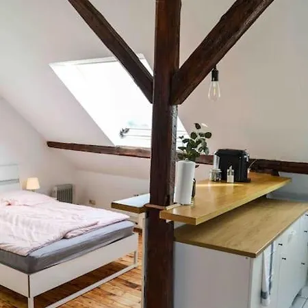 Apartament Schoene Dachgeschosswohnung Nahe
