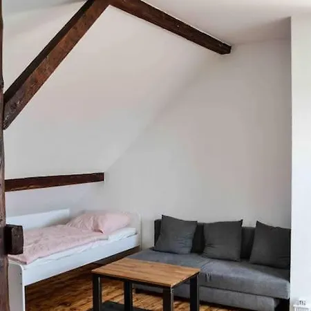 דירה Schoene Dachgeschosswohnung Nahe