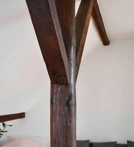 Schoene Dachgeschosswohnung Nahe 쾰른