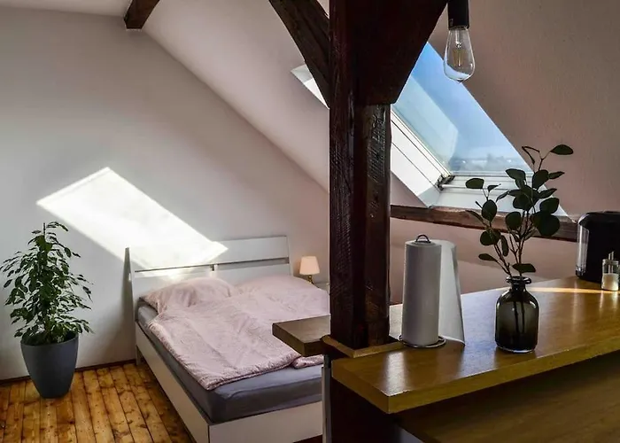 아파트 Schoene Dachgeschosswohnung Nahe *